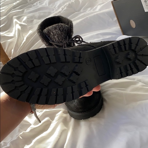 Winter boots - Picture 3 of 5